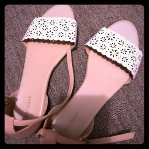 Sandals white/tan Old Navy
